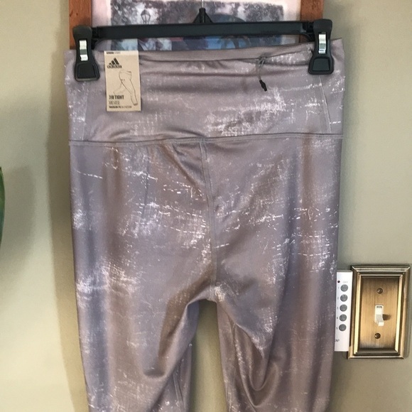 Brand New Adidas Mid Rise 7/8 Gray Reflective Running Workout Leggings - Picture 10 of 16